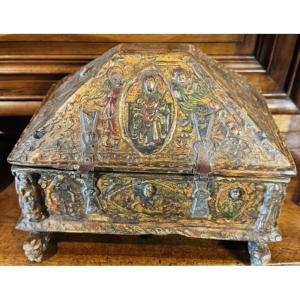 Pastiglia Casket In The Shape Of A Sarcophagus With Religious Decoration In Relief, High Renaissance Style - Napoleonic