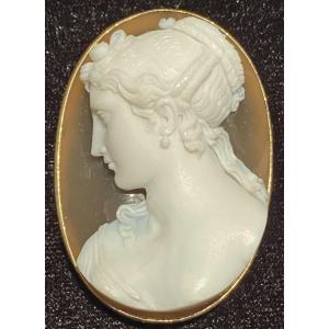 Impressive Neoclassical Two-layer Agate Cameo From The 19th Century