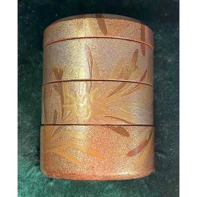 Kobako Japan Edo Period Decorated With Seaweed And Shells