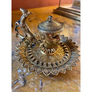 Rare Hand Candlestick In Gilt Bronze From The Restoration Period