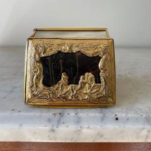 Germany Or England Mother Of Pearl Snuff Box Pomponne Louis XV Period Mid 18th Century