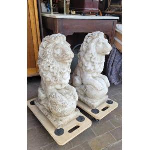 Pair Of Seated Lion Statues In Ancient Reconstituted Stone