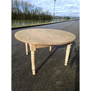 Antique Round Bistro Restaurant Table, 19th Century, Stripped 