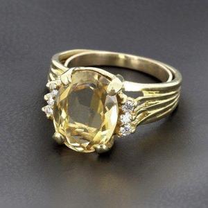 Ring In 750 ‰ Yellow Gold Presenting A Citrine Enhanced With Diamonds -b10277