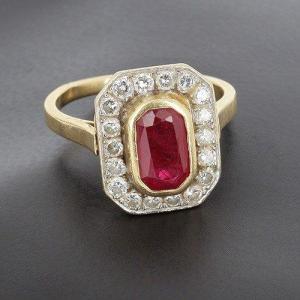 Old Ring In 750 ‰ Yellow Gold Presenting Rubies And Diamonds - B10319
