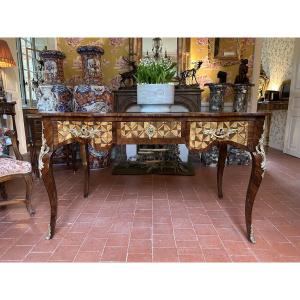 Louis XV Style Desk In Exotic Wood Marquetry.