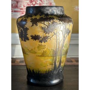Daum Vase With Lake Landscape