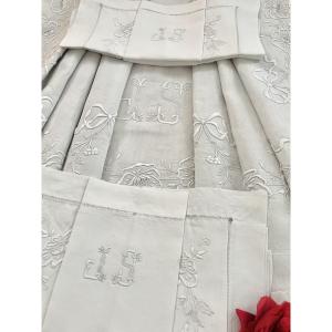 Bed Linen Set - Sheet With 2 Hand-embroidered Pillowcases - Flowers And Ribbons - Circa 1900 - Antique Linen