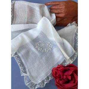 Antique Handkerchief Or Pocket Square With The Initials Hg On Linen. Fine Embroidery And Valenciennes Lace.