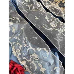 Long And Wide Lace Applique Flounce From England - Bobbin And Machine Made