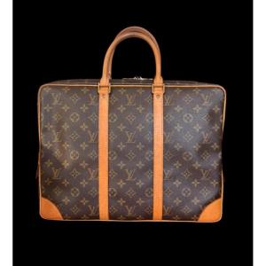 Business Bag - Louis Vuitton 