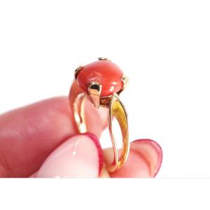 Modernist Coral Ring In 18k Gold, Retro Coral Ring, Orange Coral Cabochon Cut, Vintage Ring