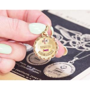 Medium-sized Augis Love Medal In 18k Gold, Alphonse Augis, French Medal, Love Pendant