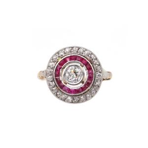 Art Deco Circular Diamond Ruby Ring In 18k White Gold And Platinum, 0.33 Ct Diamond