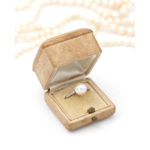 Belle Epoque Natural Saltwater Pearl Ring With Diamonds In 18k And Platinum, Certified Pearl