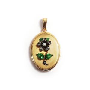 Victorian Locket Pendant In 18 Karat Gold And Silver