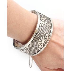 Art Deco Flower Cuff Bracelet In Silver