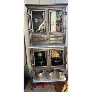 Dentist's Office. Early 20th-century Professional Furniture.