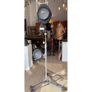 Cream Cinema Projector 1950 -1960