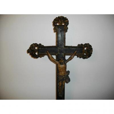 Crucifix Wood Moulure XVIII