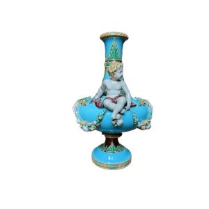 Majolica – Minton Cherubs Vase (circa 1865)