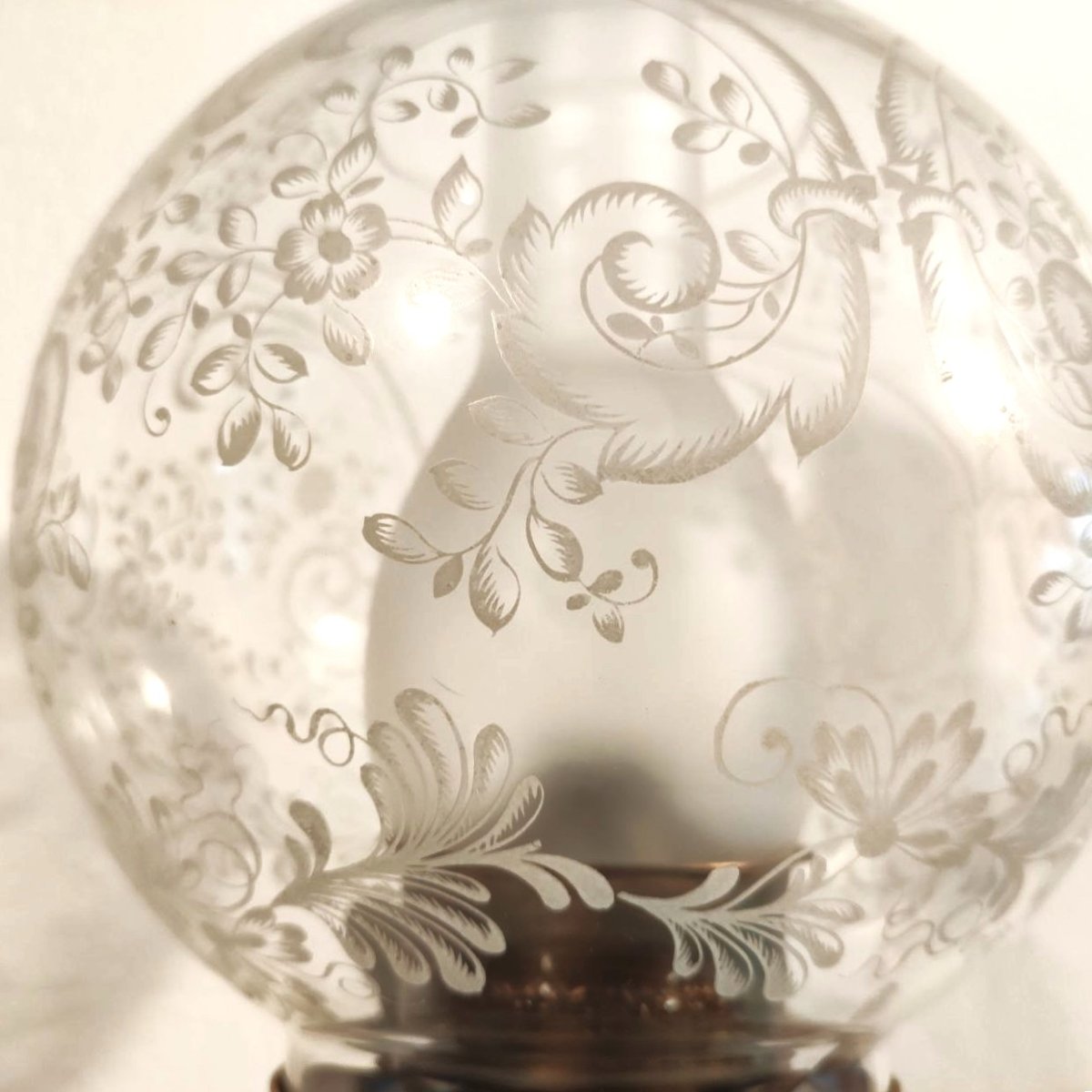 SEVRES, LAMPADA IN CERAMICA DIPINTA  A MANO CON SCENA GALANTE -photo-5