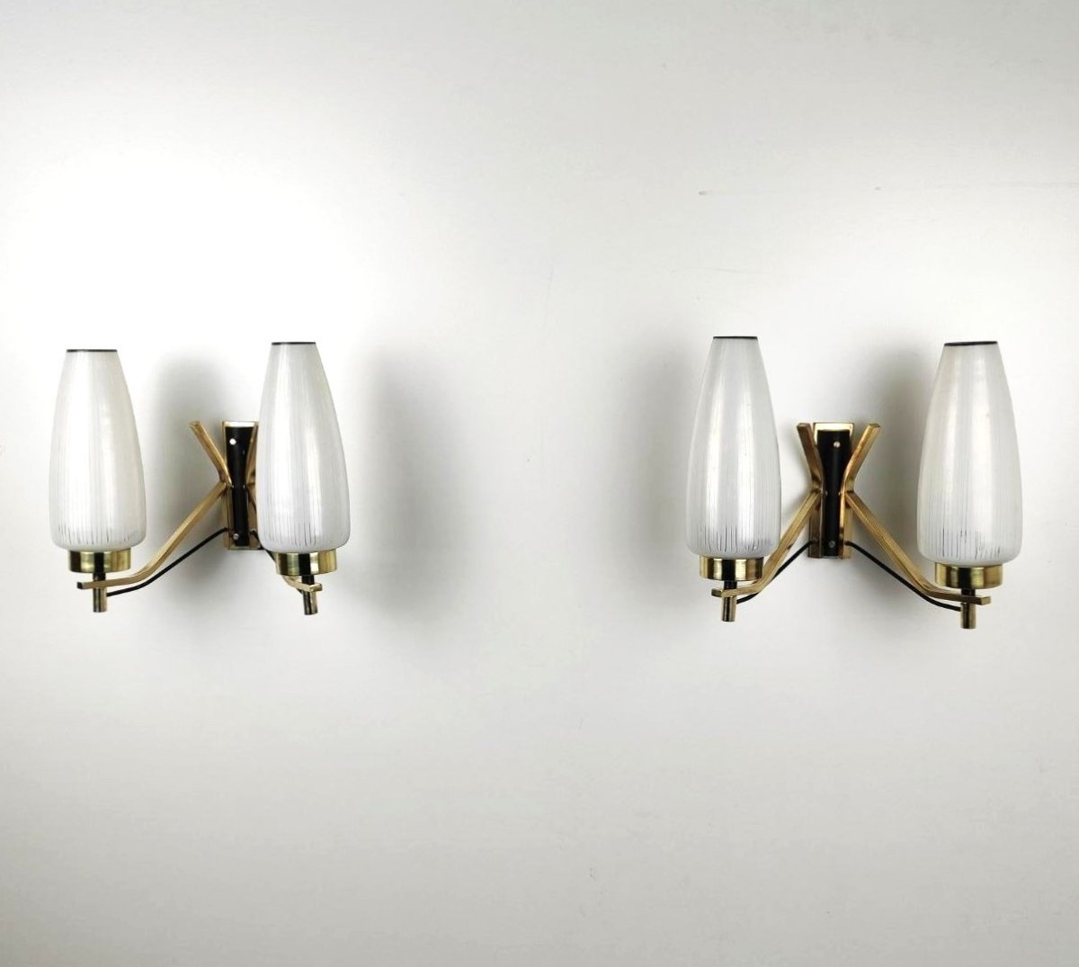 COPPIA APPLIQUES DOPPIA LUCE OTTONE E VETRO ANNI '50-photo-2