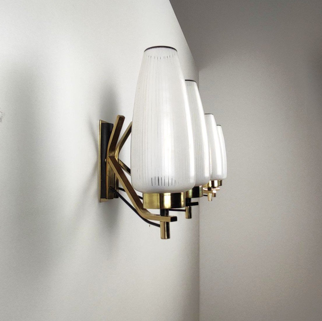 COPPIA APPLIQUES DOPPIA LUCE OTTONE E VETRO ANNI '50-photo-3