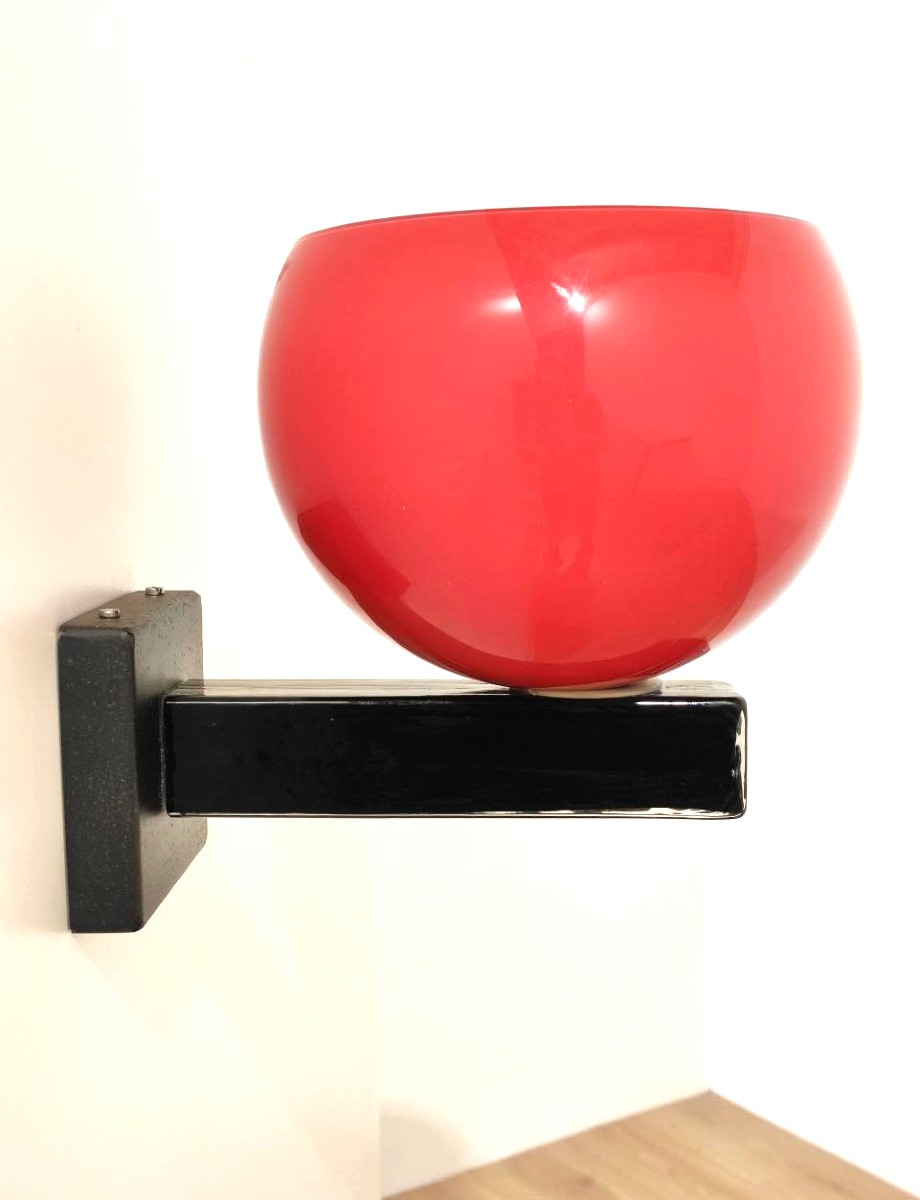 VENINI, APPLIQUE IN VETRO ROSSO E NERO ITALIA 1981