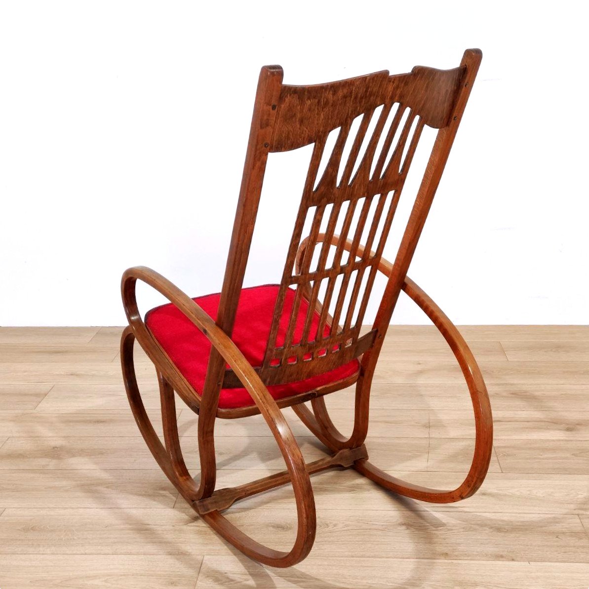 SEDIA A DONDOLO JACOB & JOSEF KOHN, INIZI DEL  '900-photo-1