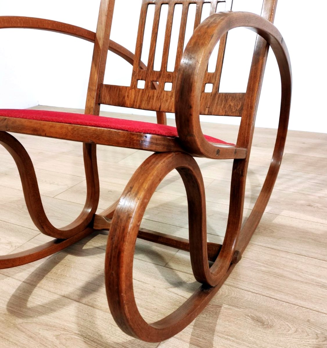 SEDIA A DONDOLO JACOB & JOSEF KOHN, INIZI DEL  '900-photo-3