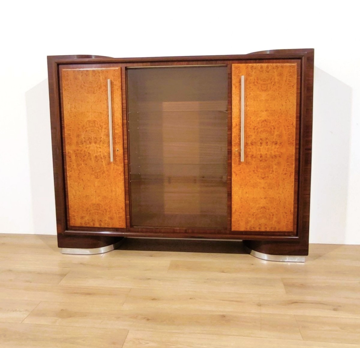 CREDENZA ALTA 'RAZIONALISTA' IN LEGNO E VETRO, ANNI '40/'50-photo-3