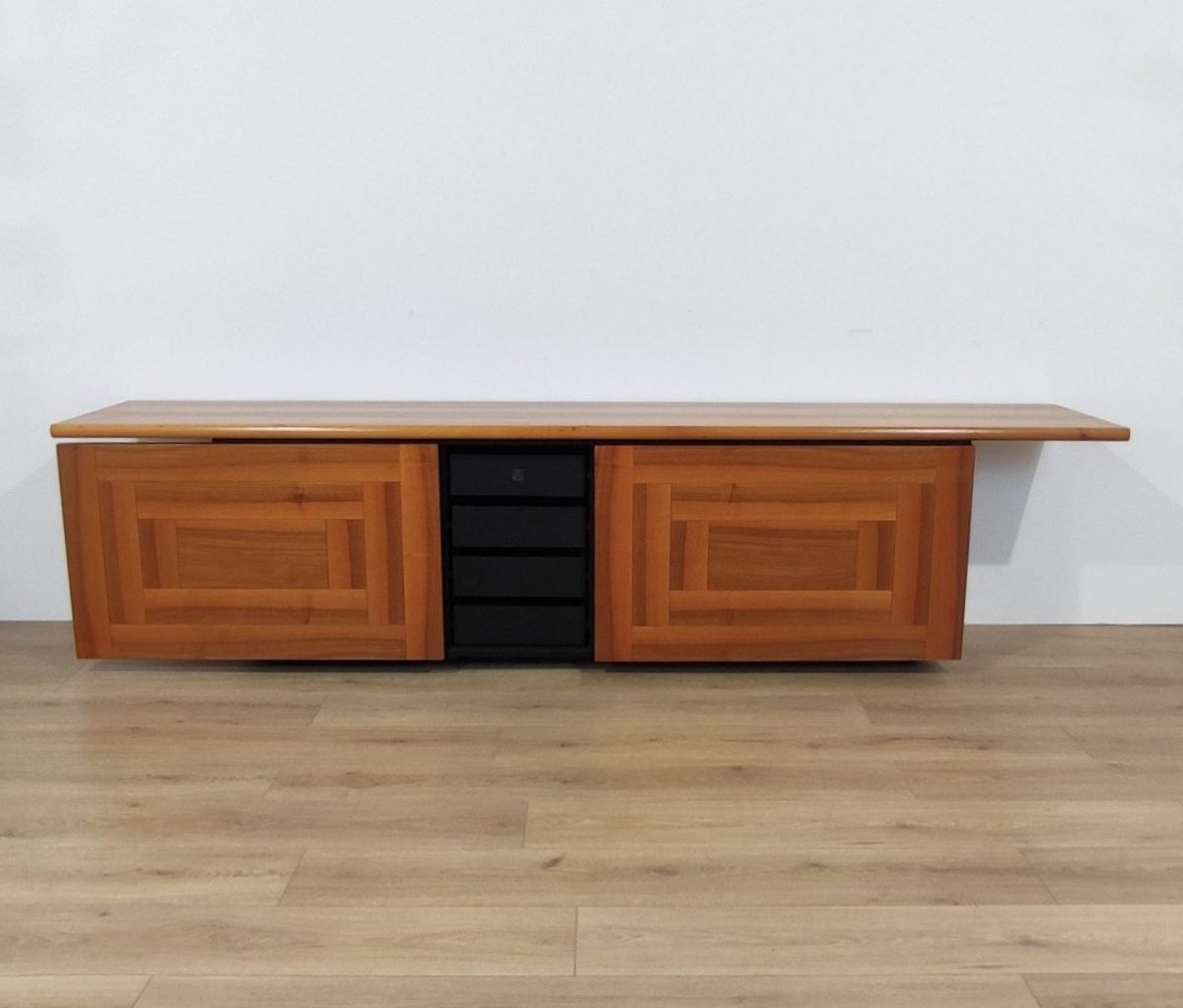 CREDENZA SHERATON DI G. STOPPINO & L. ACERBIS, PROD. ACERBIS ANNI '70-photo-4
