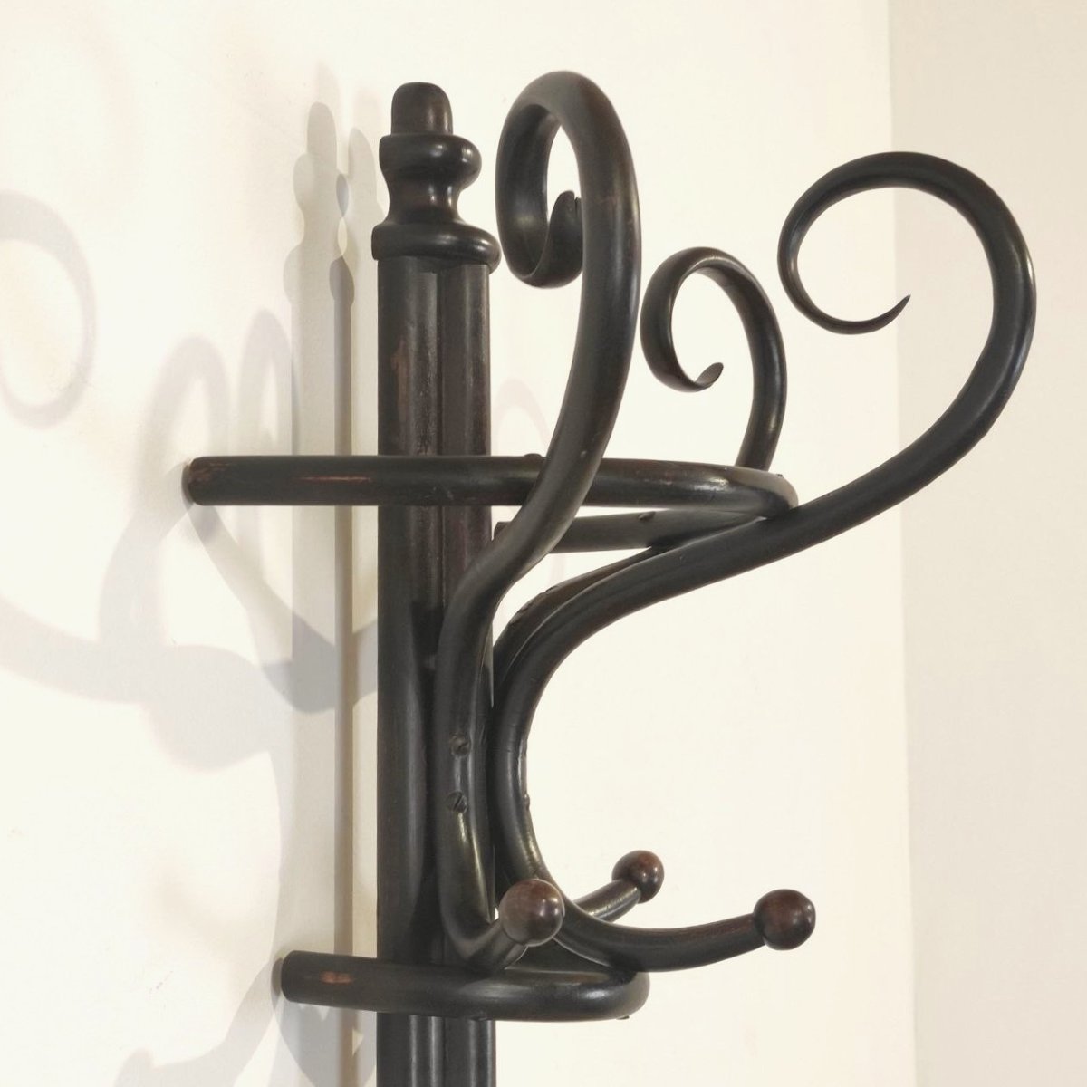 THONET, APPENDIABITI E PORTAOMBRELLI IN LEGNO CURVATO 1890 ca.-photo-4