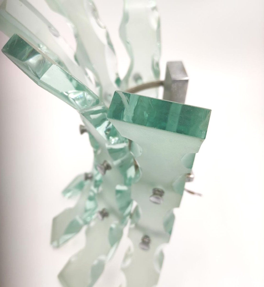 COPPIA DI APPLIQUES IN VETRO SCALPELLATO, PROD. FONTANA ARTE, ANNI '60-photo-6