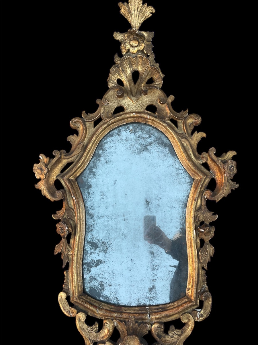 Specchiera in legno dorato epoca 700 italia del nord