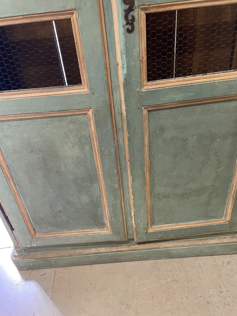 Libreria laccata con porte con griglie -photo-5