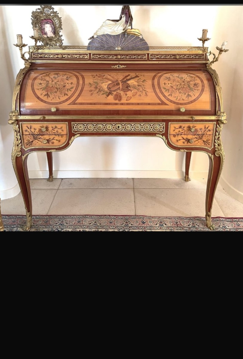 Scrittoio a cilindro stile Luigi XV