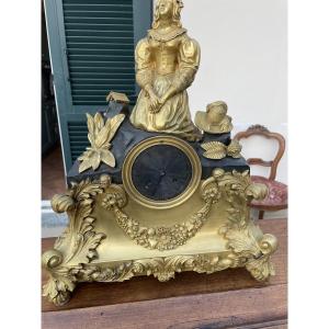 Pendola da appoggio in bronzo dorato carlo X epoca 800