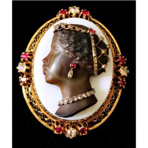 Cameo With The Profile Of A Dressed Woman