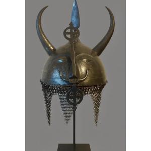 Indo-persian Helmet Called Kulah Khud Anthropomorphic With Horns