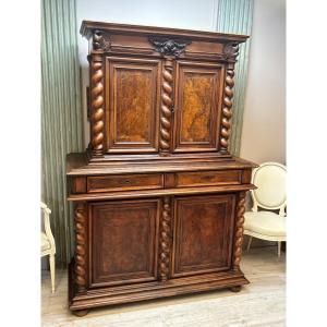 17th Century Walnut Withdrawal Buffet 
