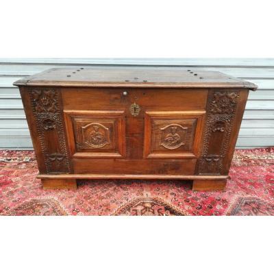 Renaissance Chest In Walnut 17th