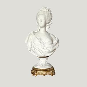 Marie-antoinette Bust