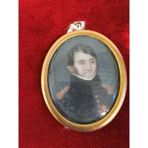 Oval Miniature Portrait Of A Man In Uniform 19th Century