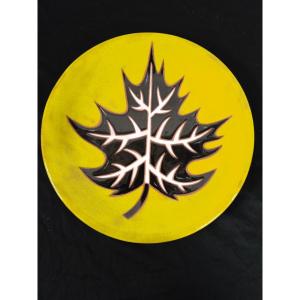 Picart Le Doux (1902-1982) Plate, Black Leaf On An Anise Green Background