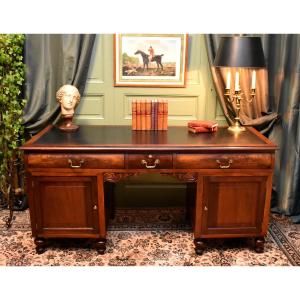 English Pedestal Desk, Flat Desk, Mahogany And Natural Wood, Leather Top, Mid-20th Century