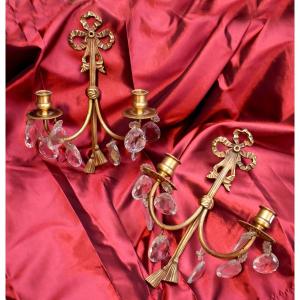 Pair Of Louis XVI Style Wall Sconces With Crystal Drops, Gilt Bronze And Crystal, 20th Century