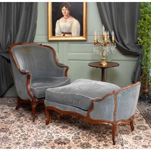 Louis XV Style Carved Natural Wood Duchesse Brisée Chair, Circa 1750-1770, 18th Century