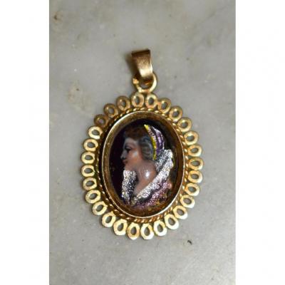 Gold Pendant And Limoges Email, Medallion, Decor Portrait Female